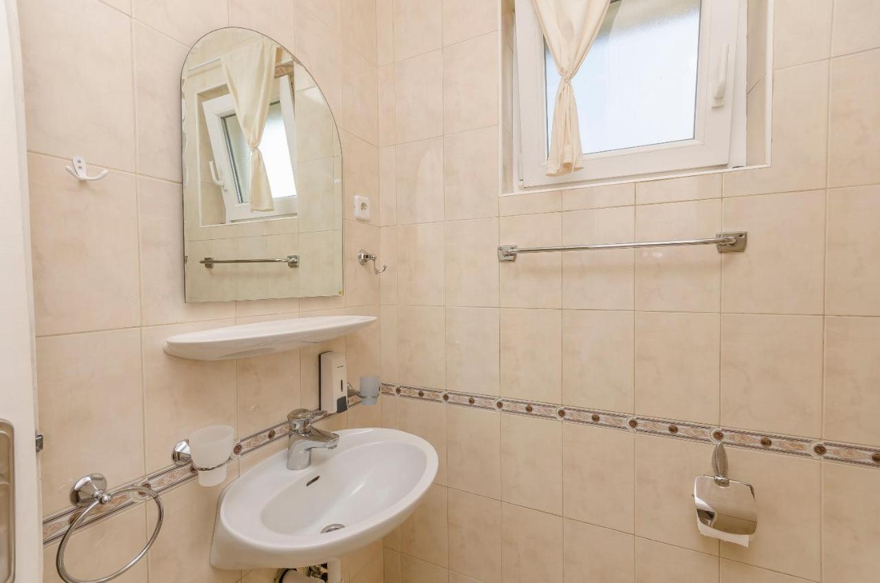 וודיצה Apartments And Rooms On The Beach מראה חיצוני תמונה