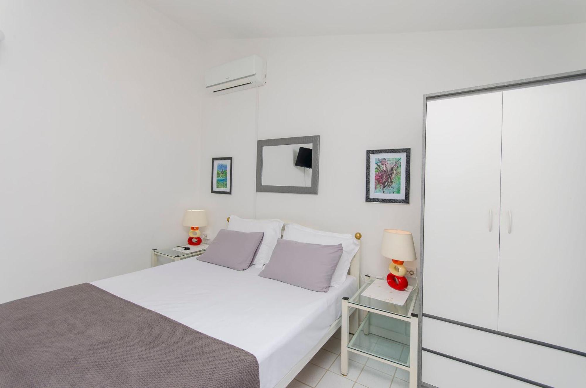 וודיצה Apartments And Rooms On The Beach מראה חיצוני תמונה